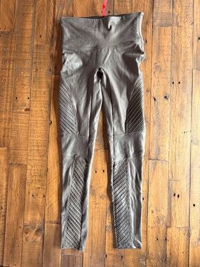 SPANX Moto Faux Leather Leggings Olive Green M High Rise Shaping